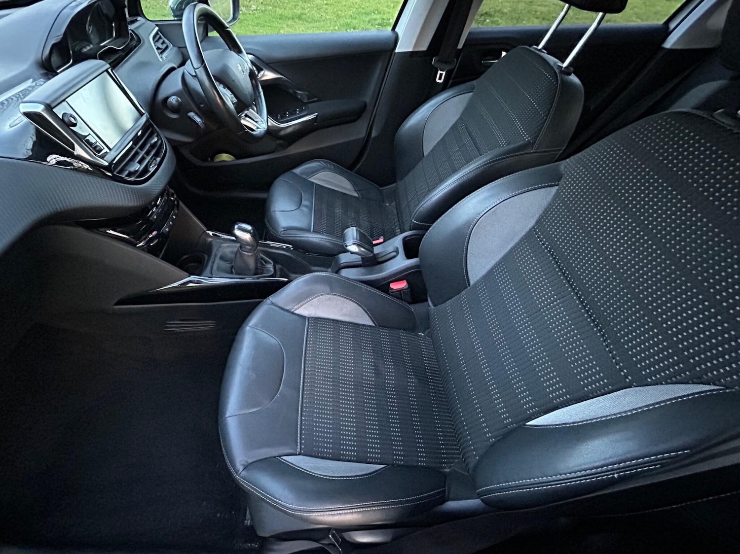 Used Peugeot 2008 2015 for sale - 77550268: Photo 43