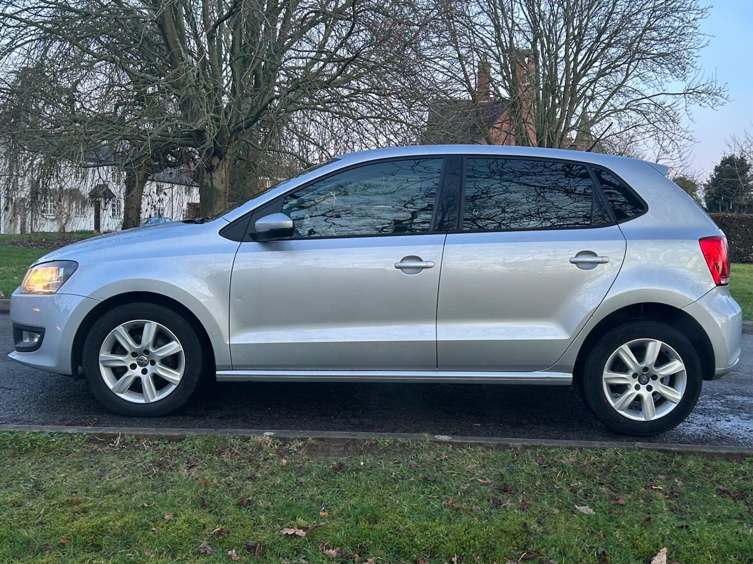 Used Volkswagen Polo 2012 for sale - 77549891: Photo 4