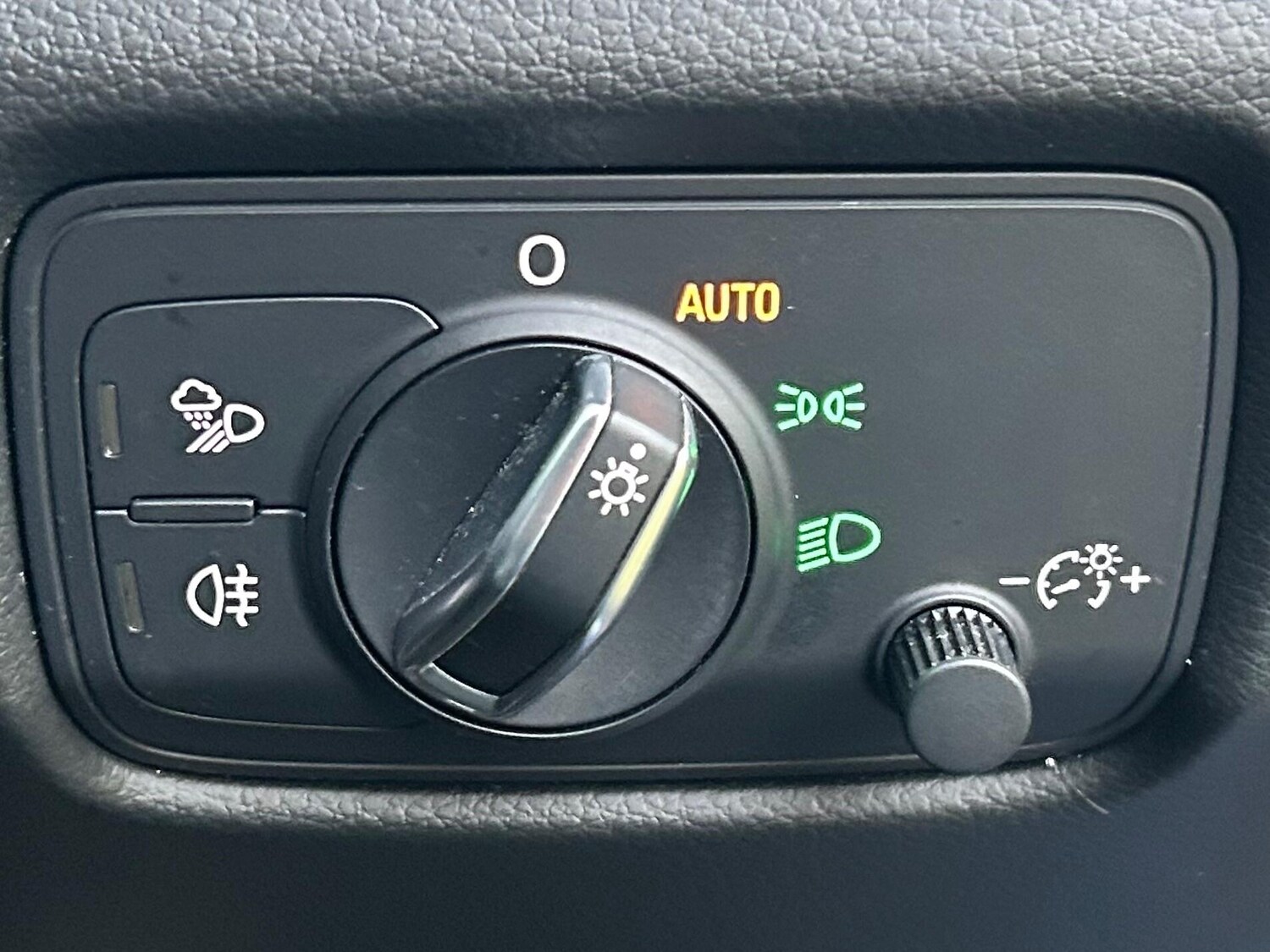 Used Audi A3 2017 for sale - 77550323: Photo 38