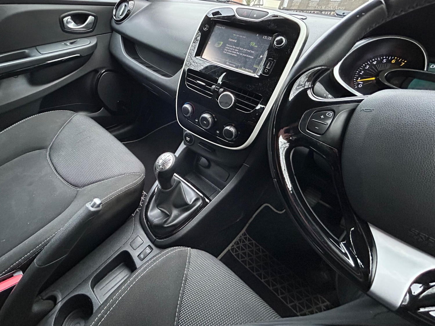 Used Renault Clio 2016 for sale - 77550766: Photo 18