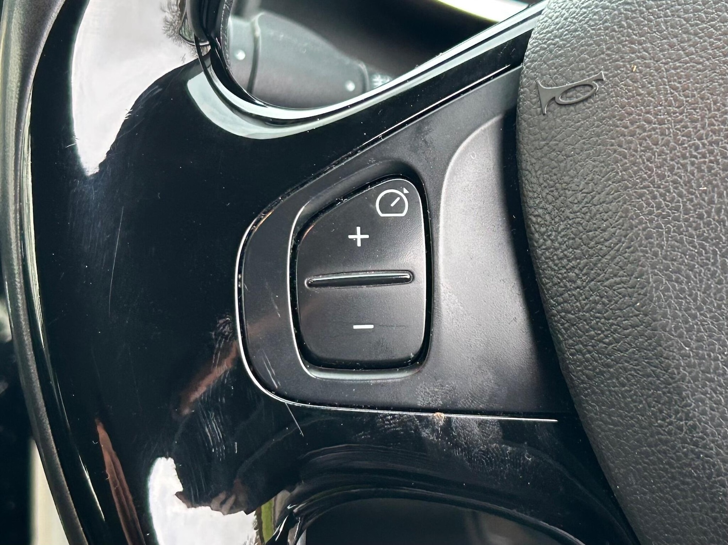 Used Renault Clio 2016 for sale - 77550766: Photo 29