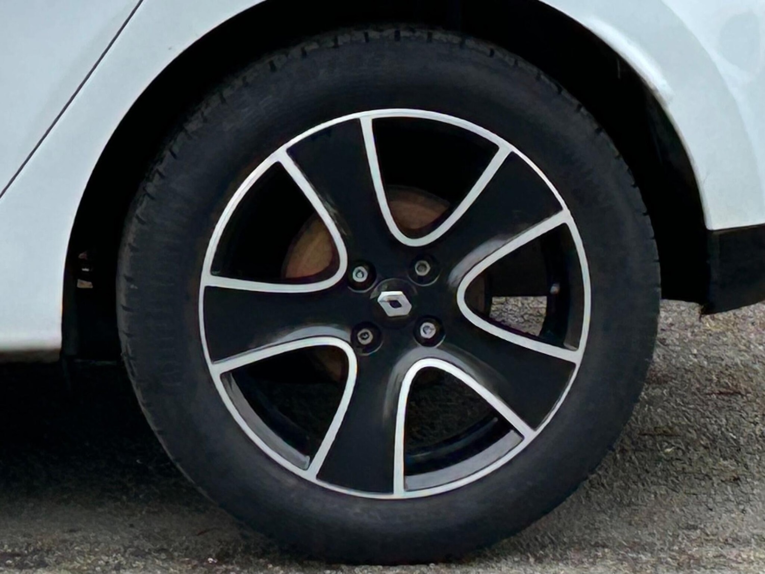 Used Renault Clio 2016 for sale - 77550766: Photo 37