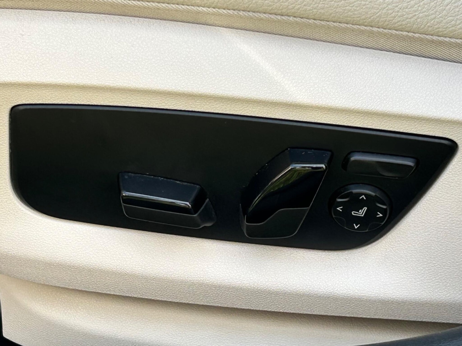 Used BMW 5 Series for sale - 77753852: Photo 42