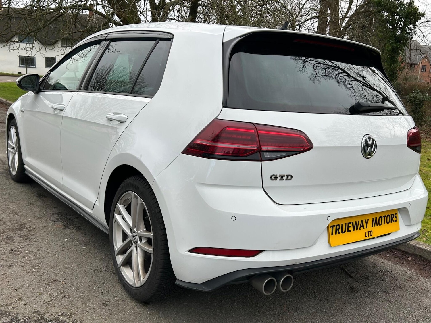 Used Volkswagen Golf 2017 for sale - 77549919: Photo 12