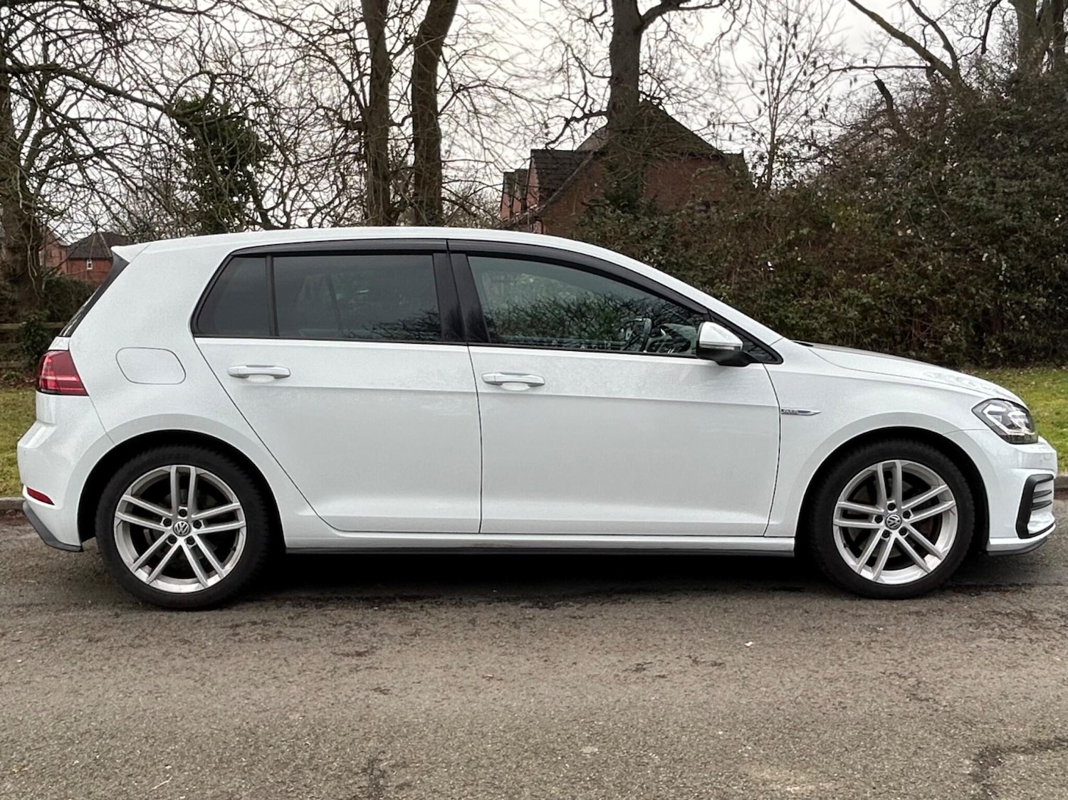 Used Volkswagen Golf 2017 for sale - 77549919: Photo 22