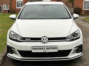 Used Volkswagen Golf 2017 for sale - 77549919: Photo