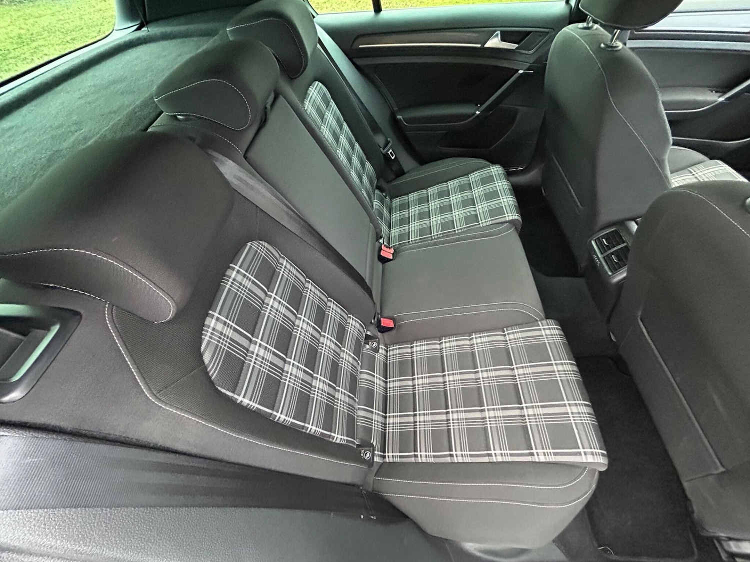 Used Volkswagen Golf 2017 for sale - 77549919: Photo 32