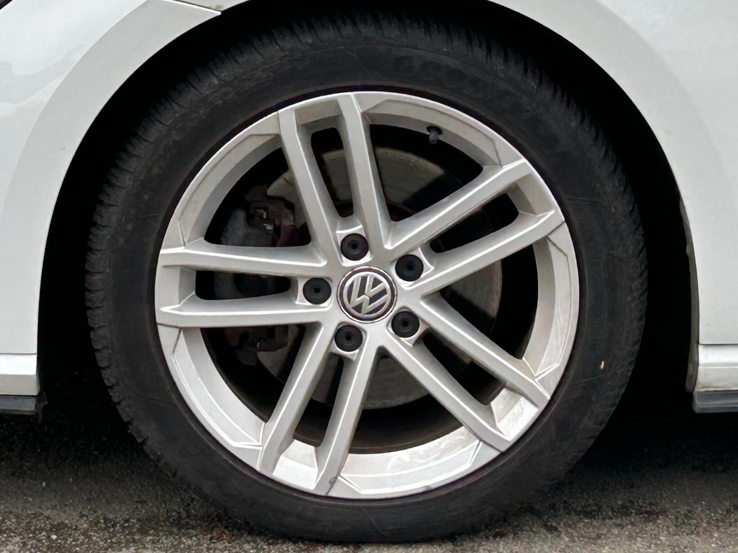 Used Volkswagen Golf 2017 for sale - 77549919: Photo 46