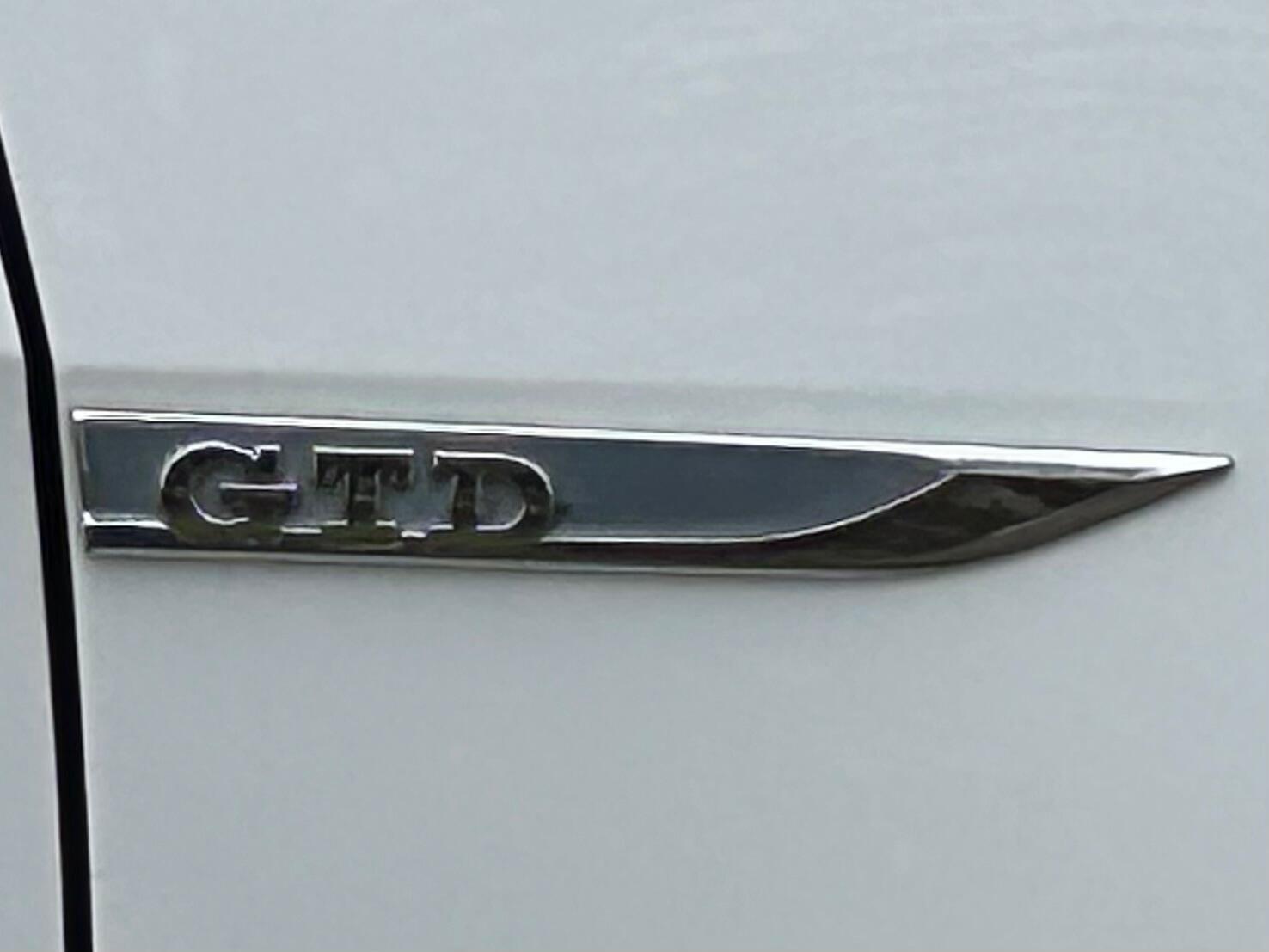 Used Volkswagen Golf 2017 for sale - 77549919: Photo 62