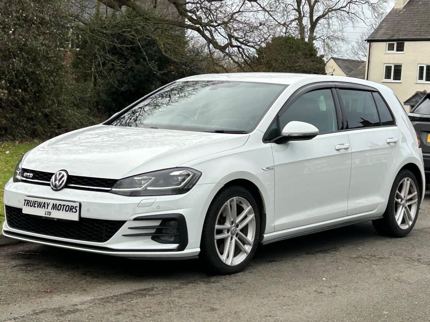 Used Volkswagen Golf 2017 for sale - 77549919: Photo 7