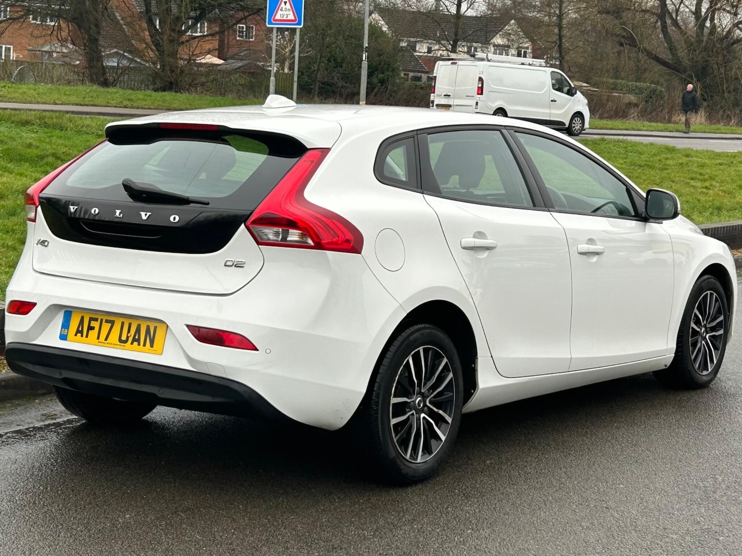 Used Volvo V40 2017 for sale - 77550759: Photo 13