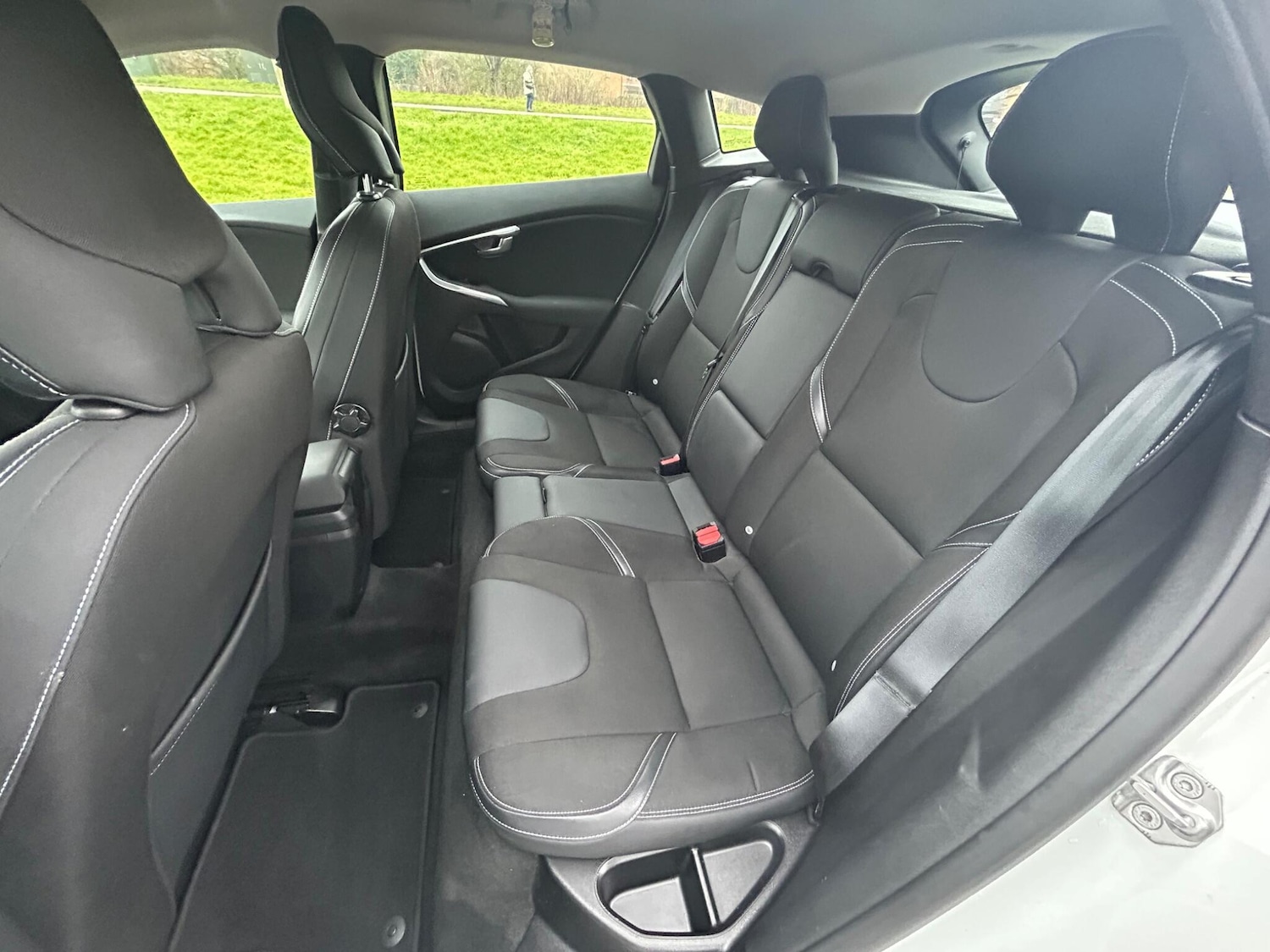 Used Volvo V40 2017 for sale - 77550759: Photo 23