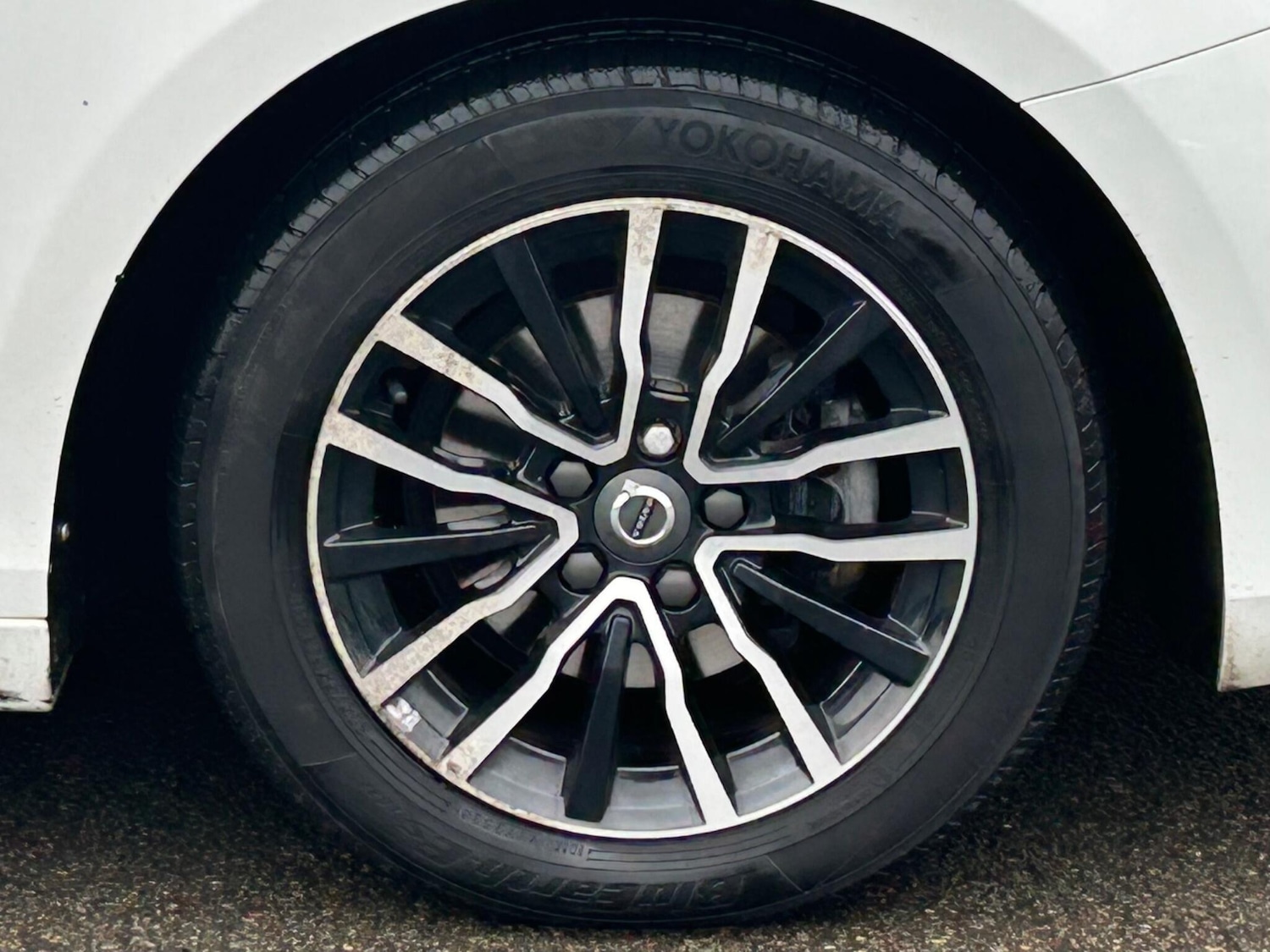 Used Volvo V40 2017 for sale - 77550759: Photo 30