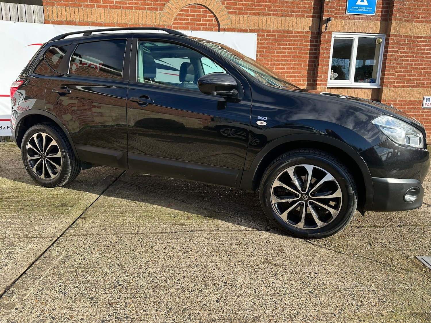 Used Nissan Qashqai 2013 for sale - 77555461: Photo 7