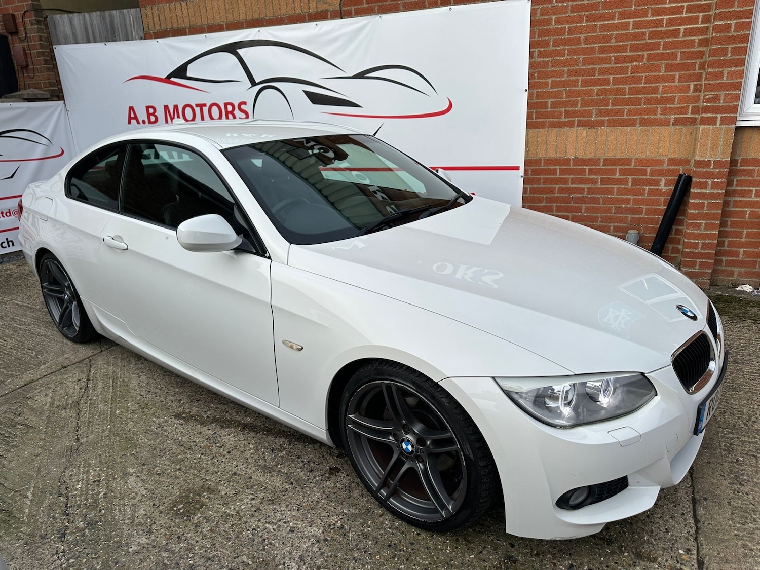 Used BMW 3 Series 2013 for sale - 77889223: Photo 12