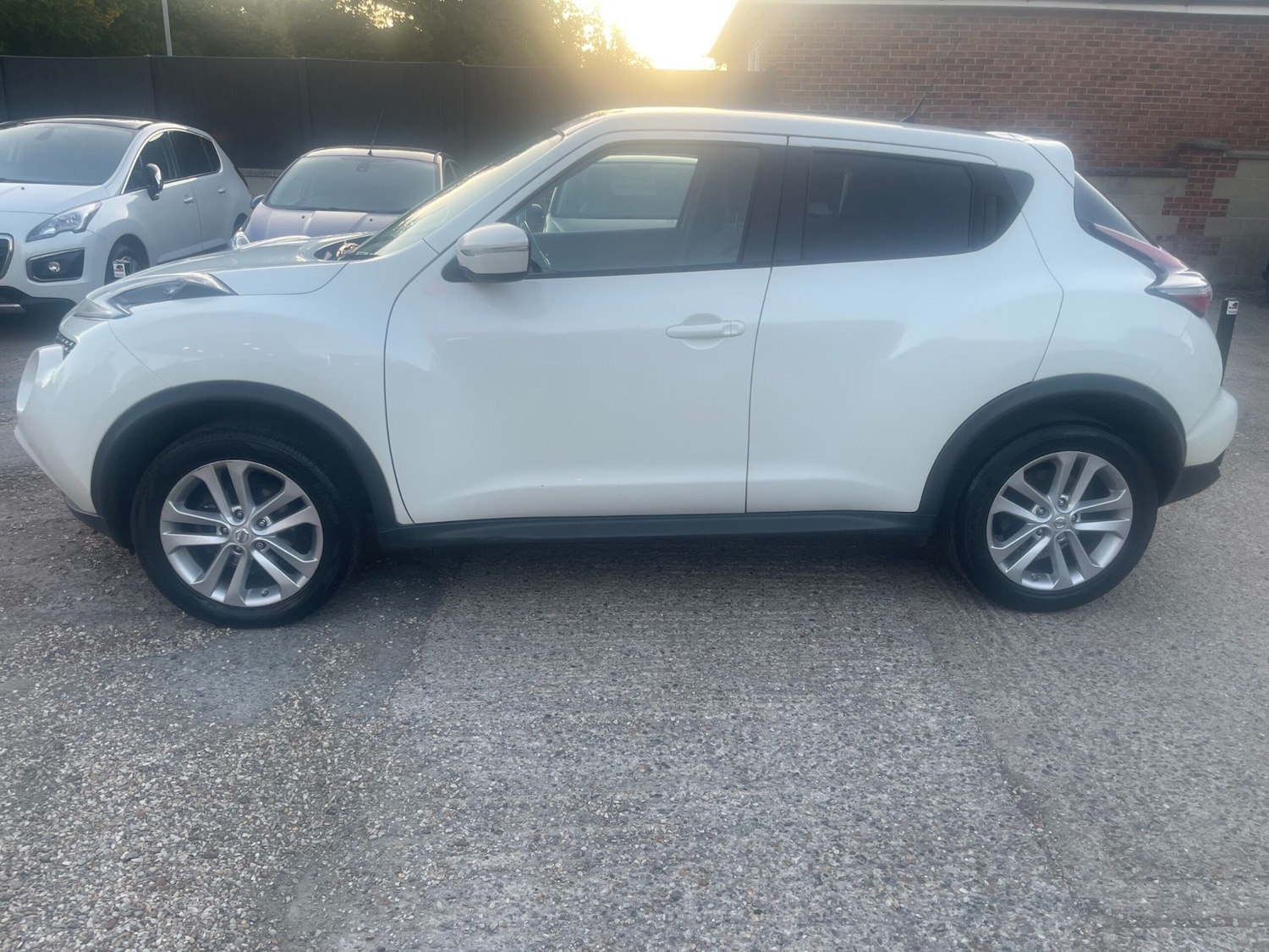 Used Nissan Juke 2014 for sale - 77364776: Photo 3