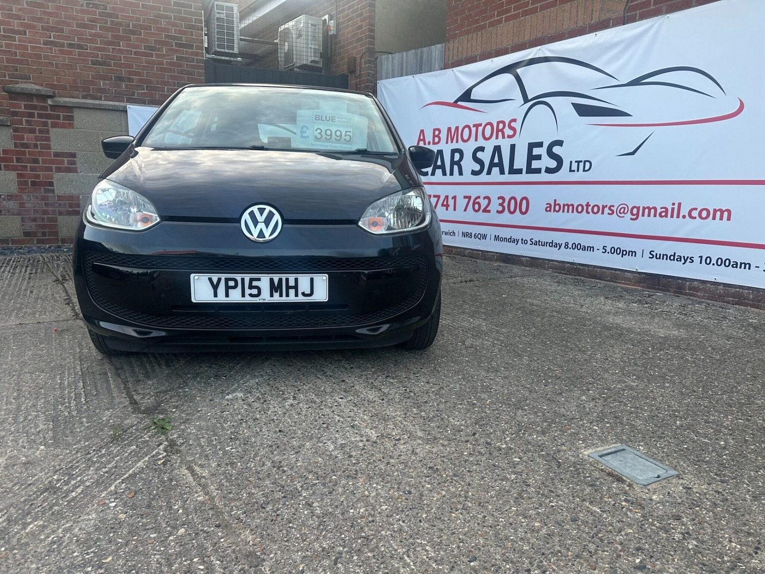 Used Volkswagen up! 2015 for sale - 77364836: Photo 2