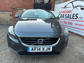 Used Volvo V40 2014 for sale - 79432198: Photo
