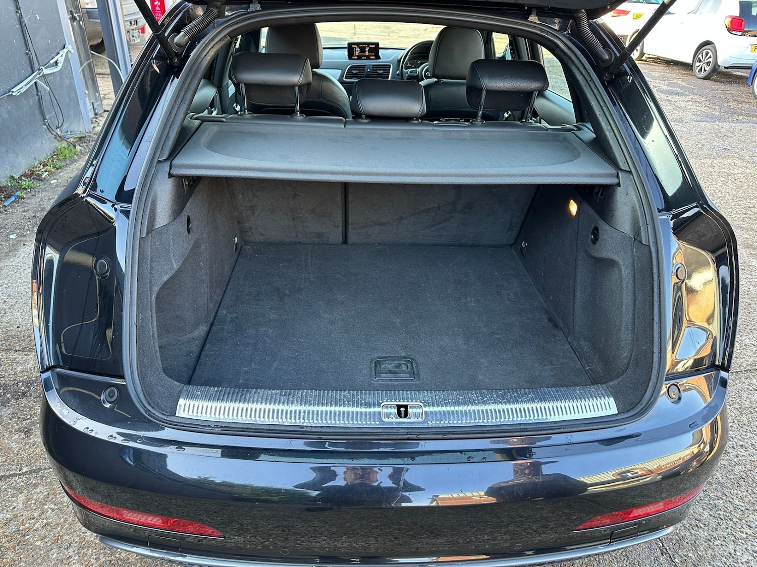 Used Audi Q3 2013 for sale - 77665175: Photo 15