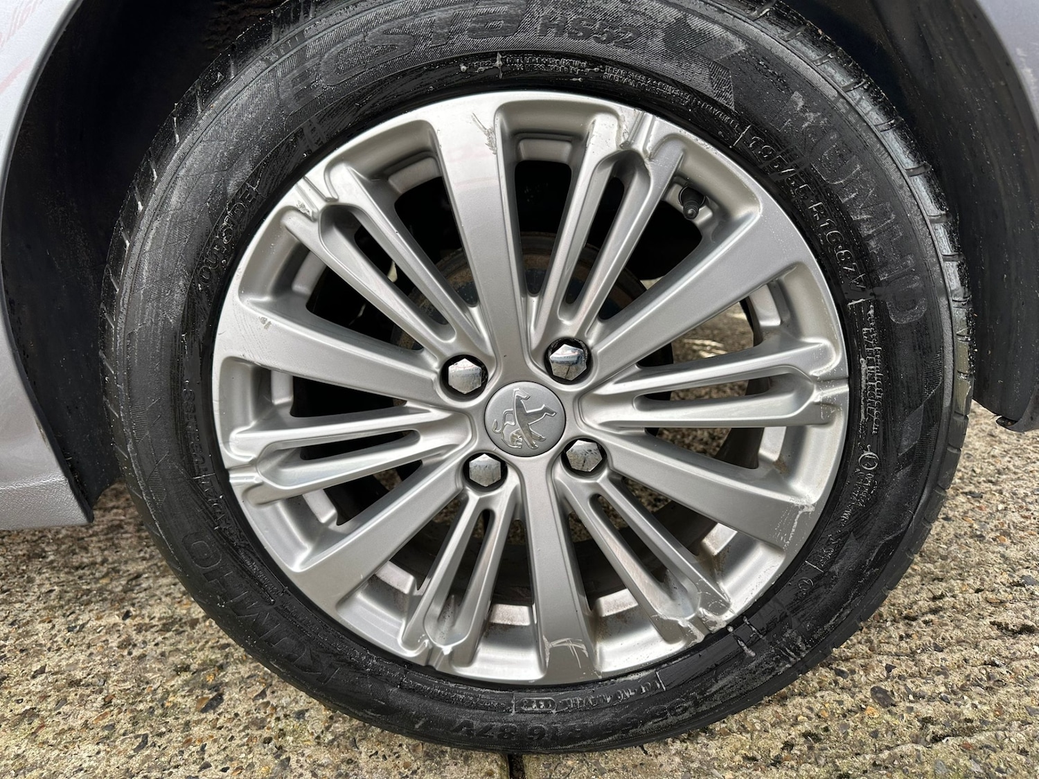 Used Peugeot 208 2019 for sale - 77889248: Photo 17