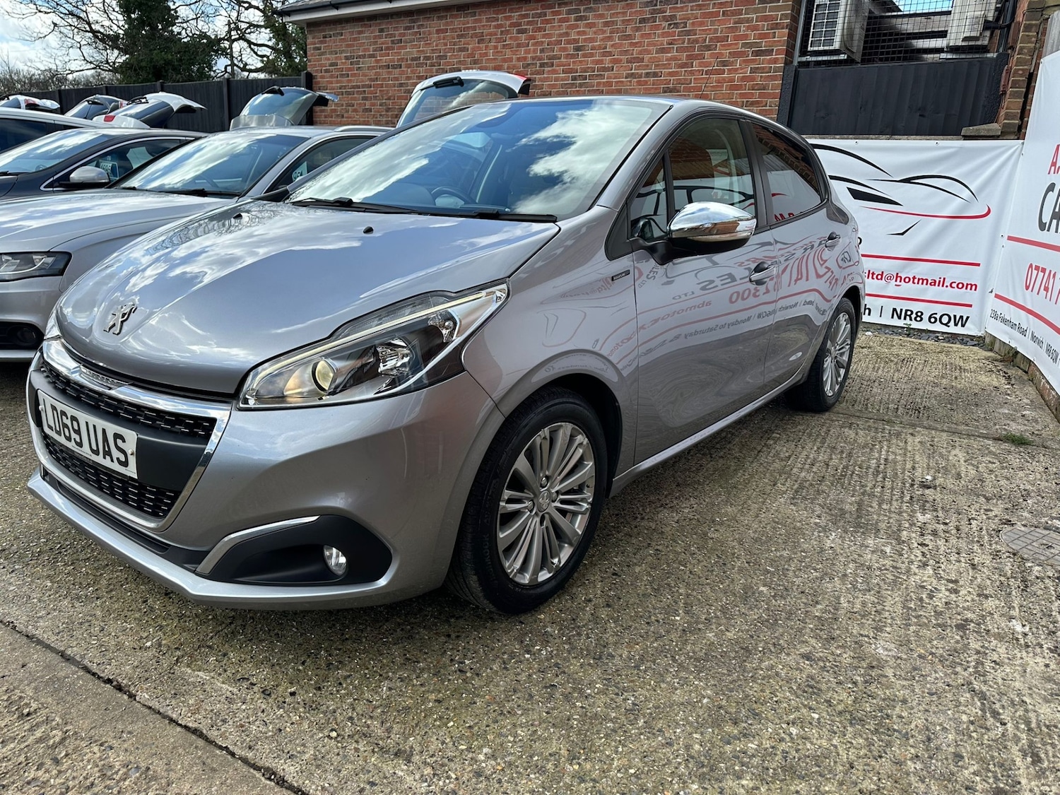 Used Peugeot 208 2019 for sale - 77889248: Photo 3