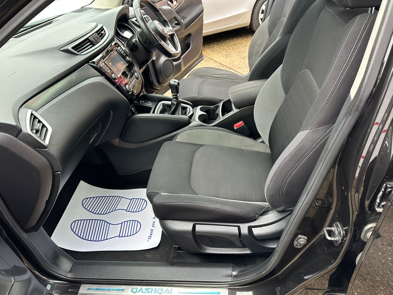 Used Nissan Qashqai 2017 for sale - 77702039: Photo 13