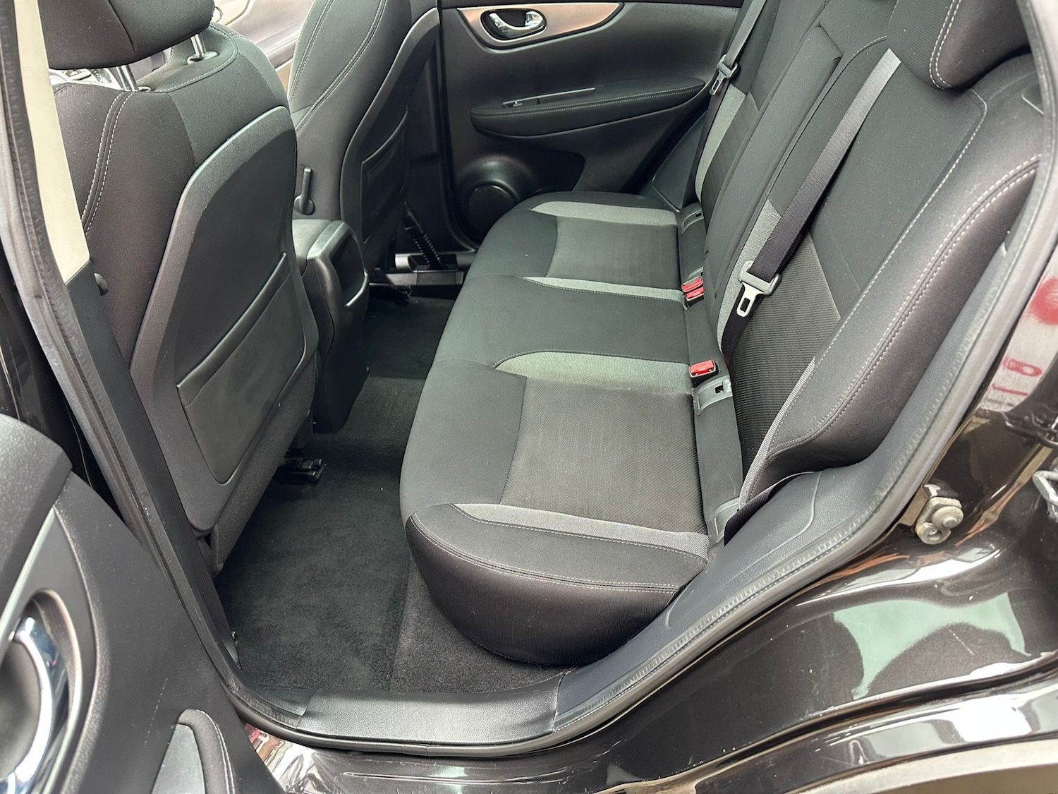 Used Nissan Qashqai 2017 for sale - 77702039: Photo 15