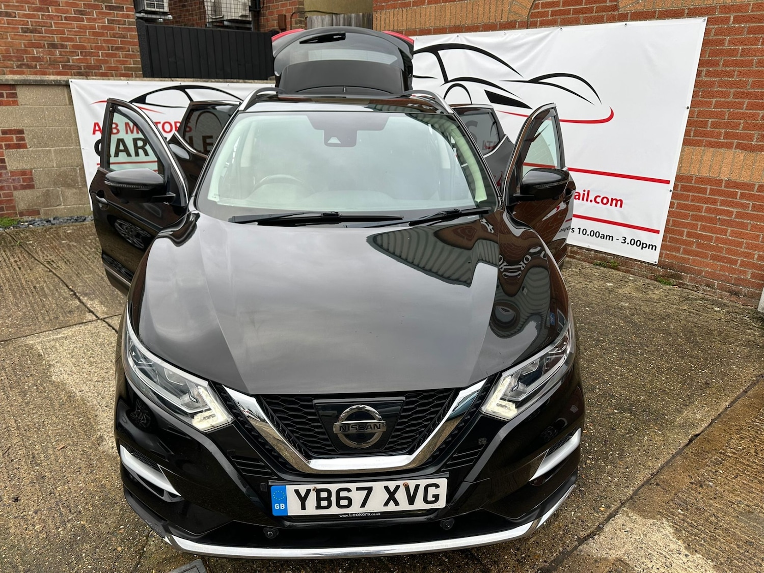 Used Nissan Qashqai 2017 for sale - 77702039: Photo 4
