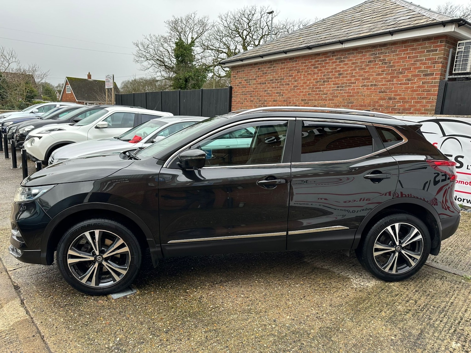 Used Nissan Qashqai 2017 for sale - 77702039: Photo 5