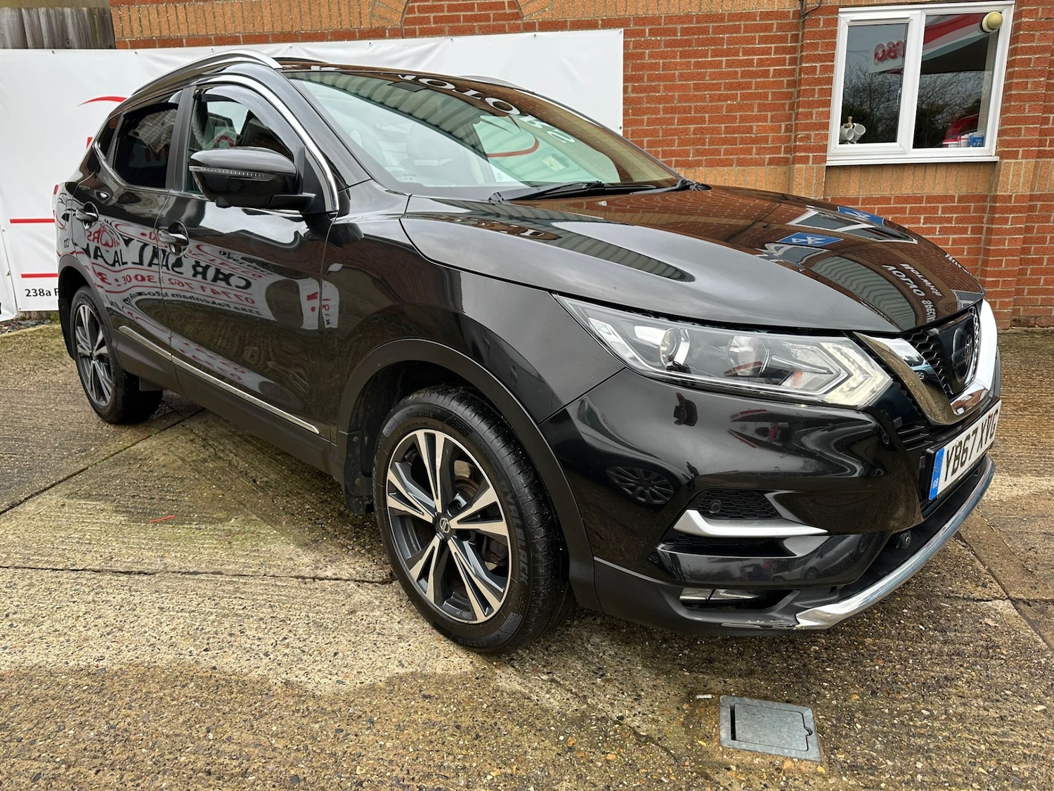 Used Nissan Qashqai 2017 for sale - 77702039: Photo 8