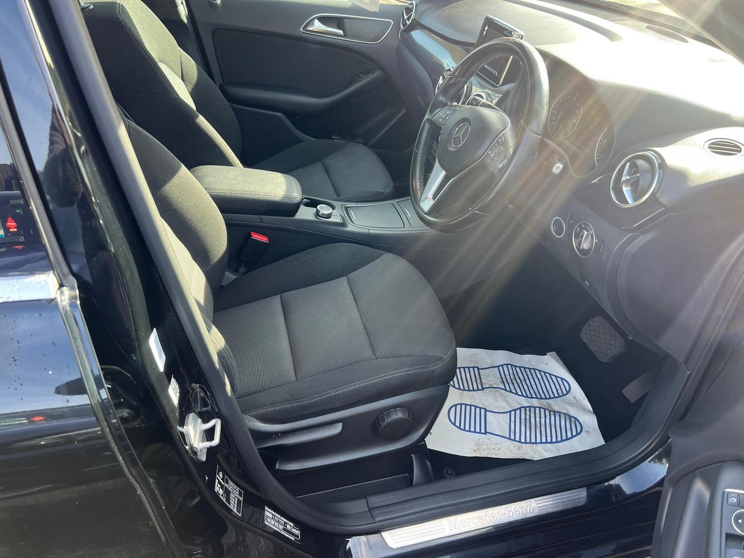 Used Mercedes-Benz B Class 2014 for sale - 77324577: Photo 10