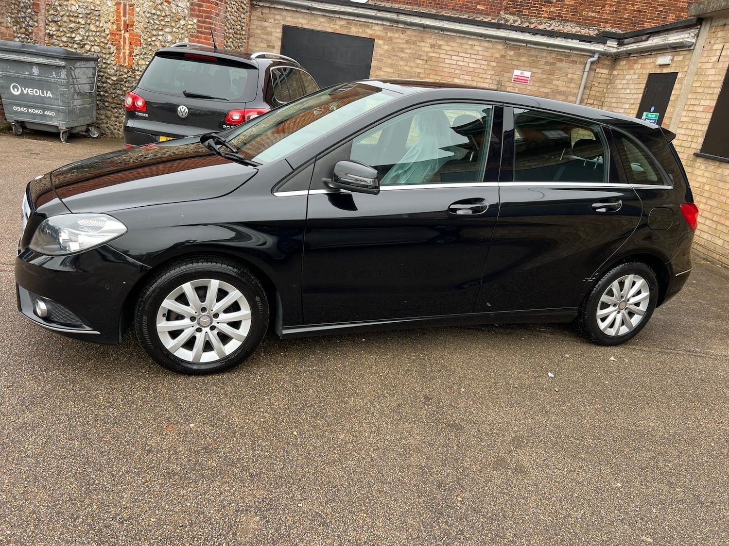 Used Mercedes-Benz B Class 2014 for sale - 77324577: Photo 3