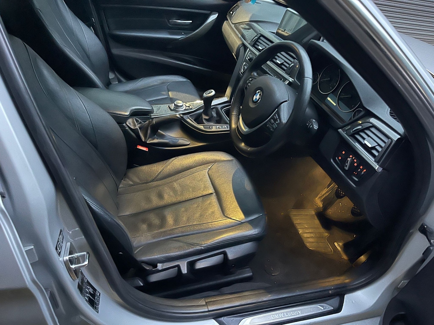 Used BMW 3 Series 2012 for sale - 77629940: Photo 12