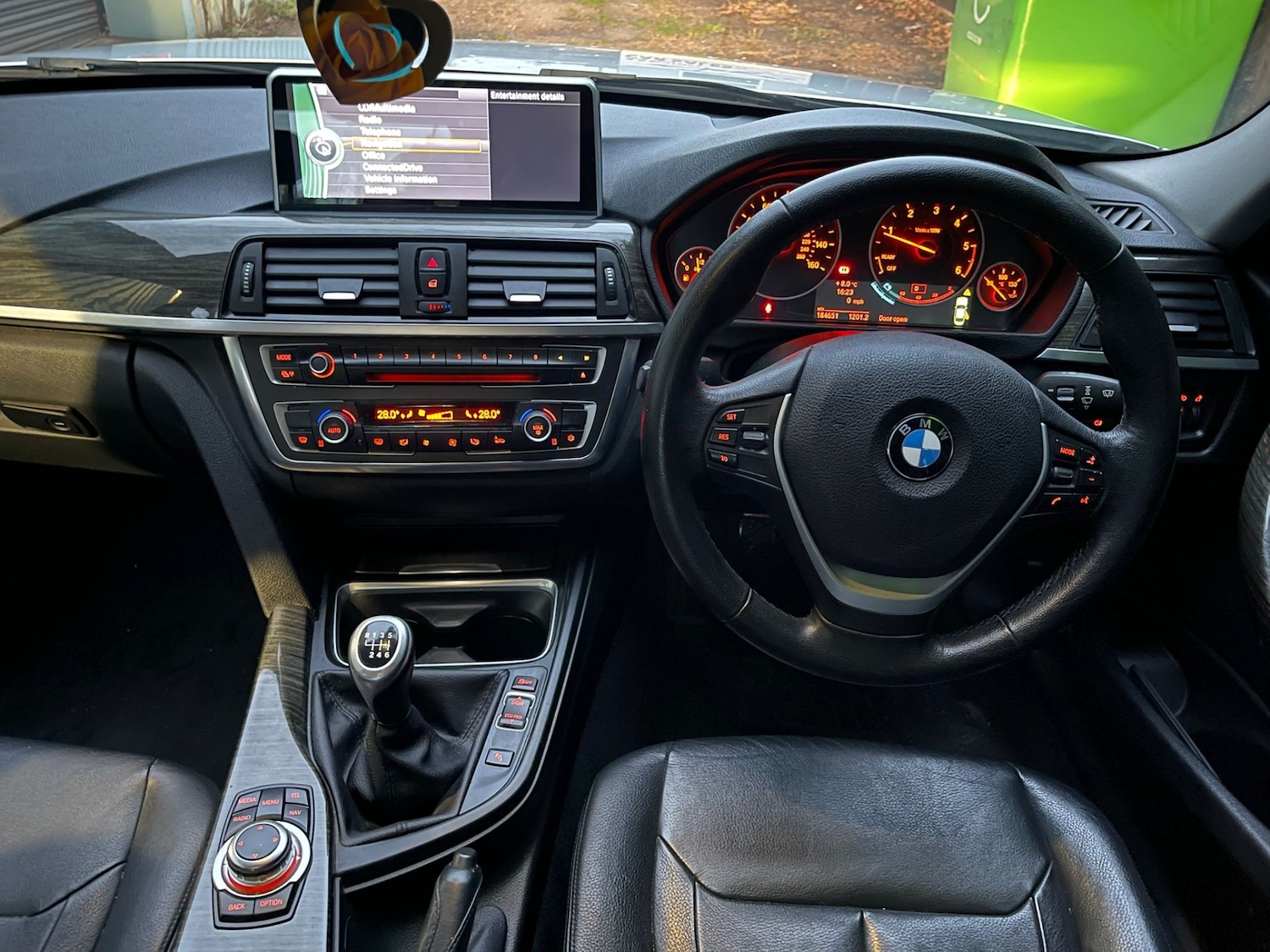 Used BMW 3 Series 2012 for sale - 77629940: Photo 8