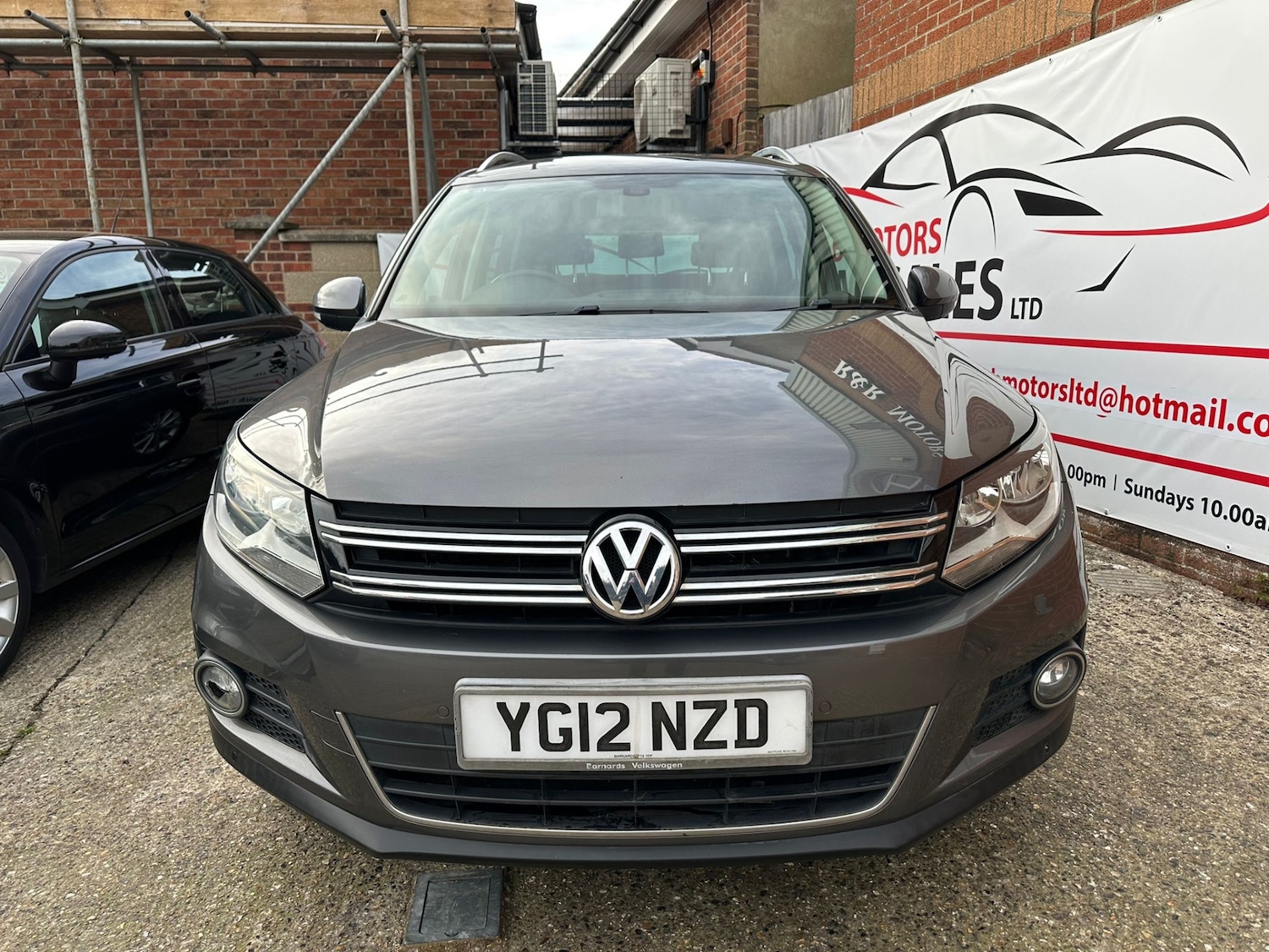 Used Volkswagen Tiguan 2012 for sale - 78131922: Photo 2