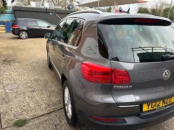 Used Volkswagen Tiguan 2012 for sale - 78131922: Photo