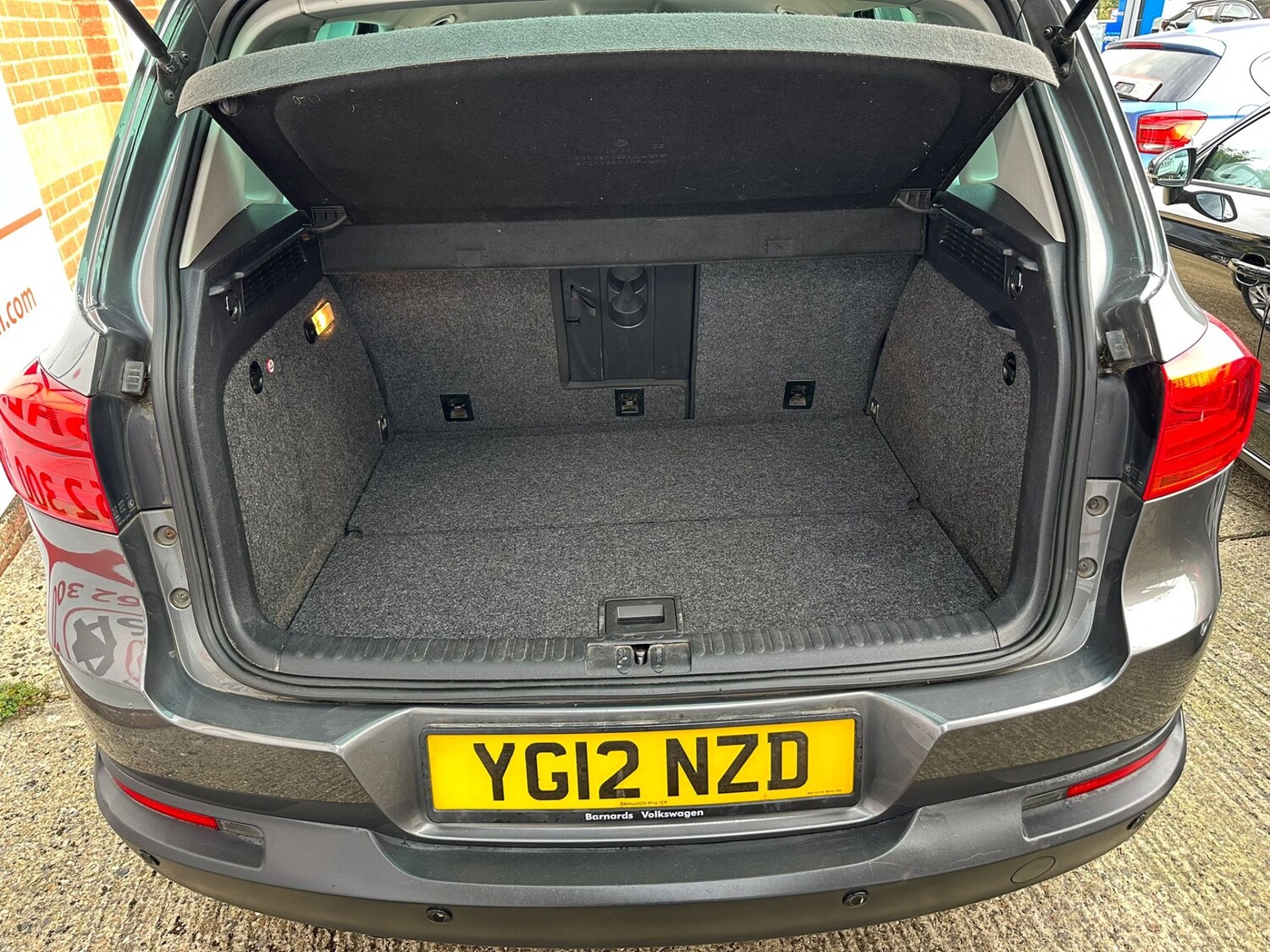 Used Volkswagen Tiguan 2012 for sale - 78131922: Photo 9