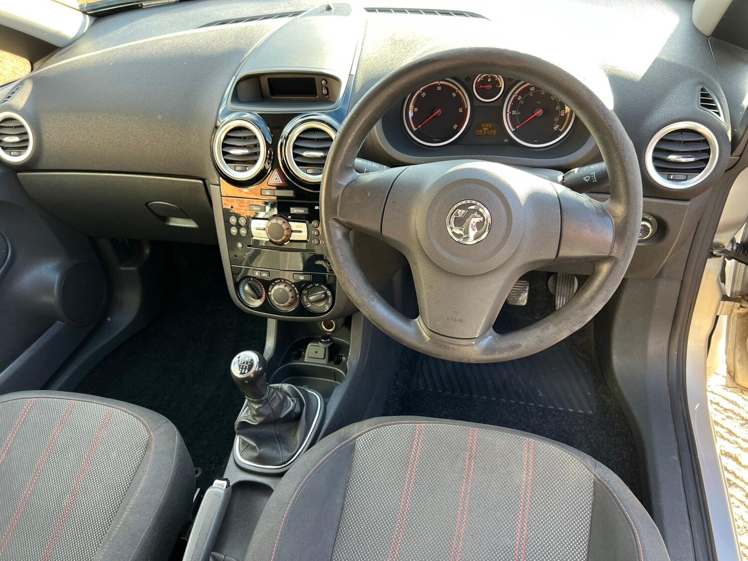 Used Vauxhall Corsa 2013 for sale - 77392489: Photo 12