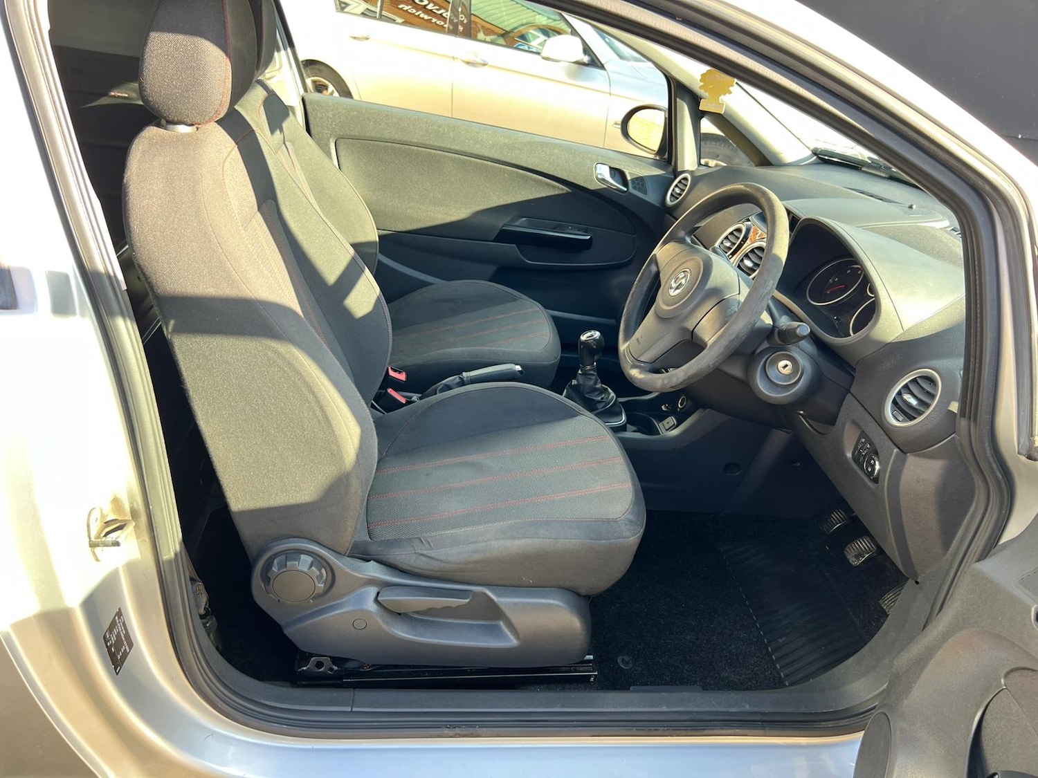 Used Vauxhall Corsa 2013 for sale - 77392489: Photo 7