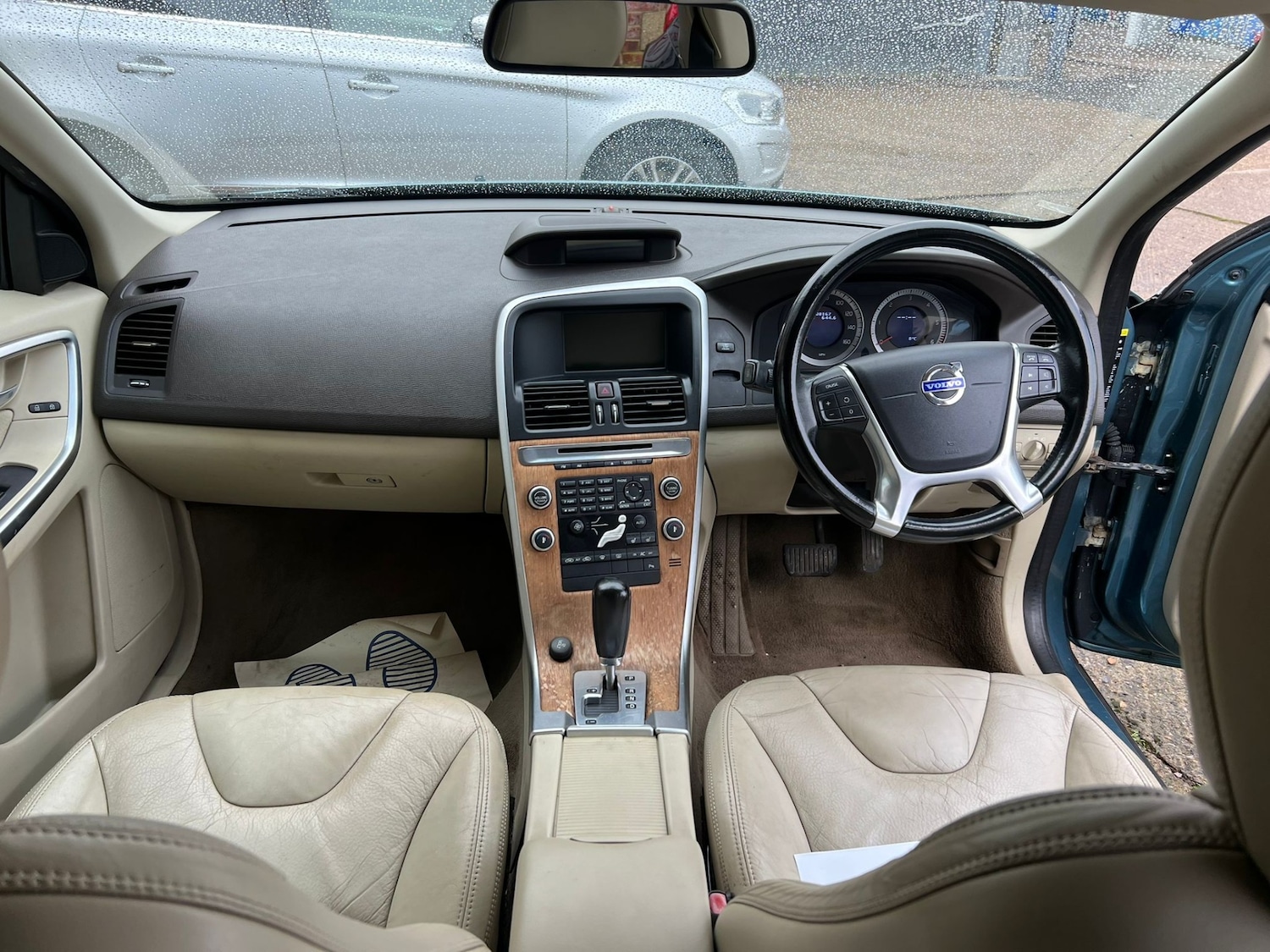 Used Volvo XC60 2009 for sale - 77399365: Photo 11