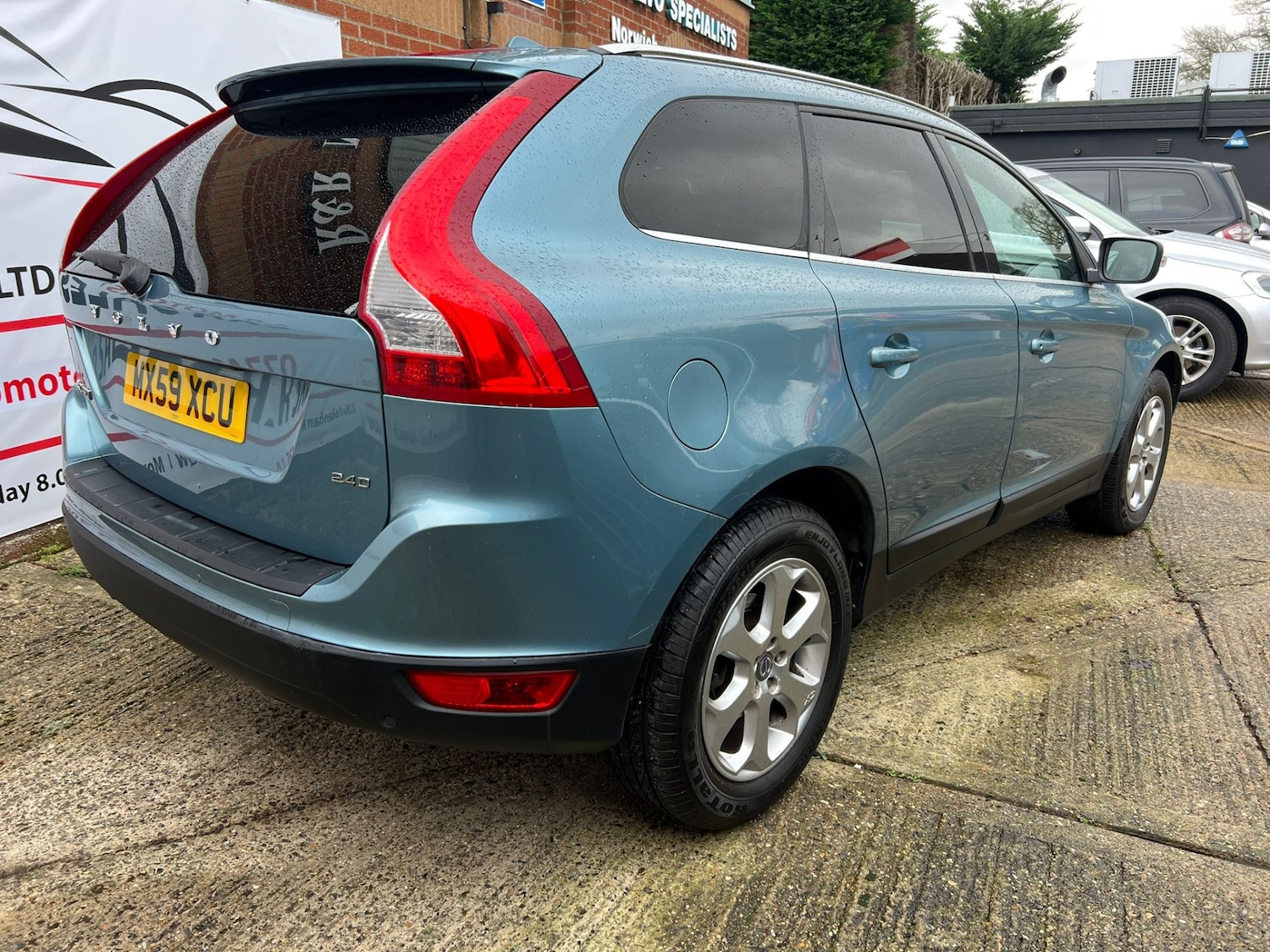 Used Volvo XC60 2009 for sale - 77399365: Photo 6