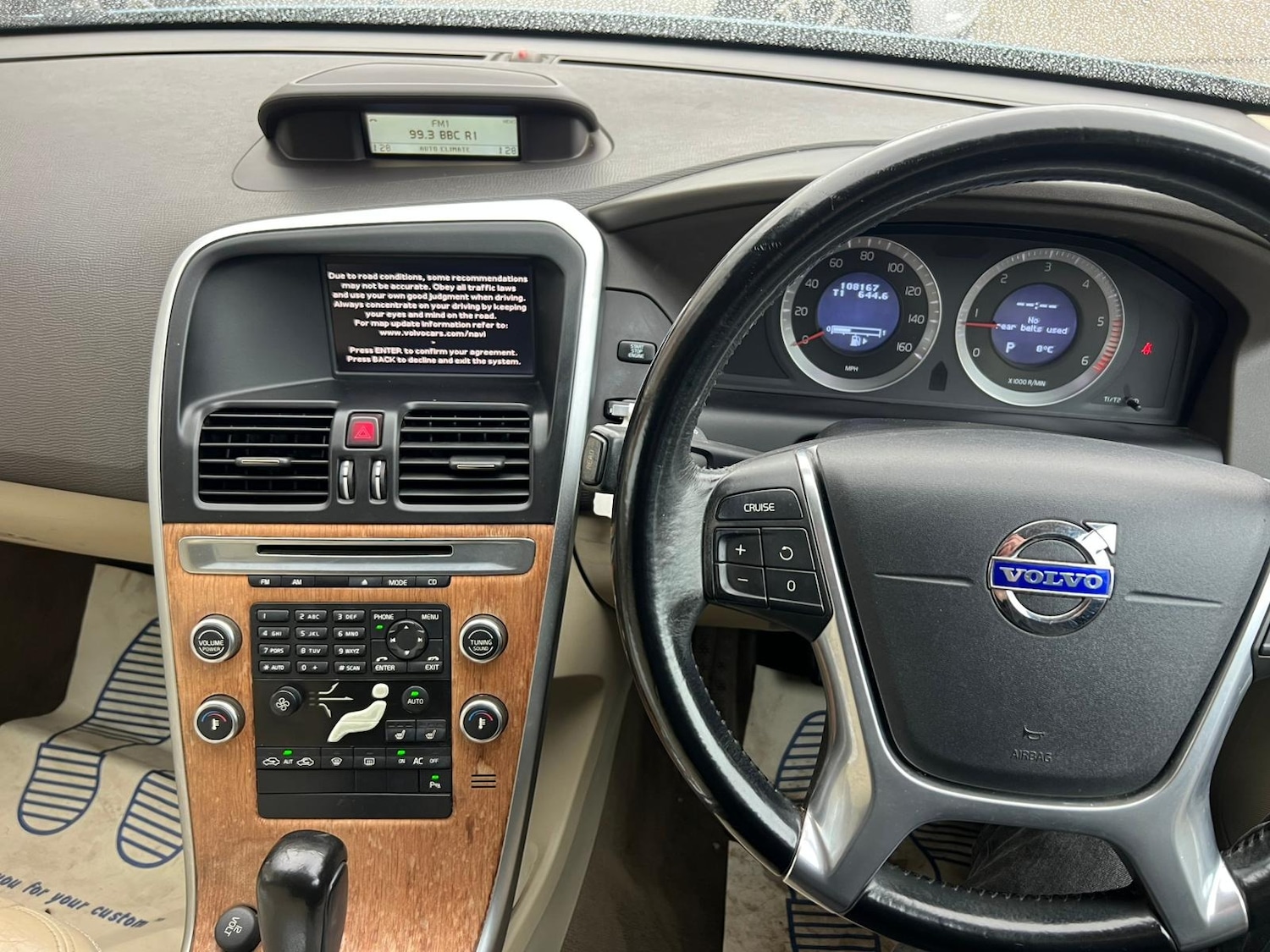 Used Volvo XC60 2009 for sale - 77399365: Photo 9