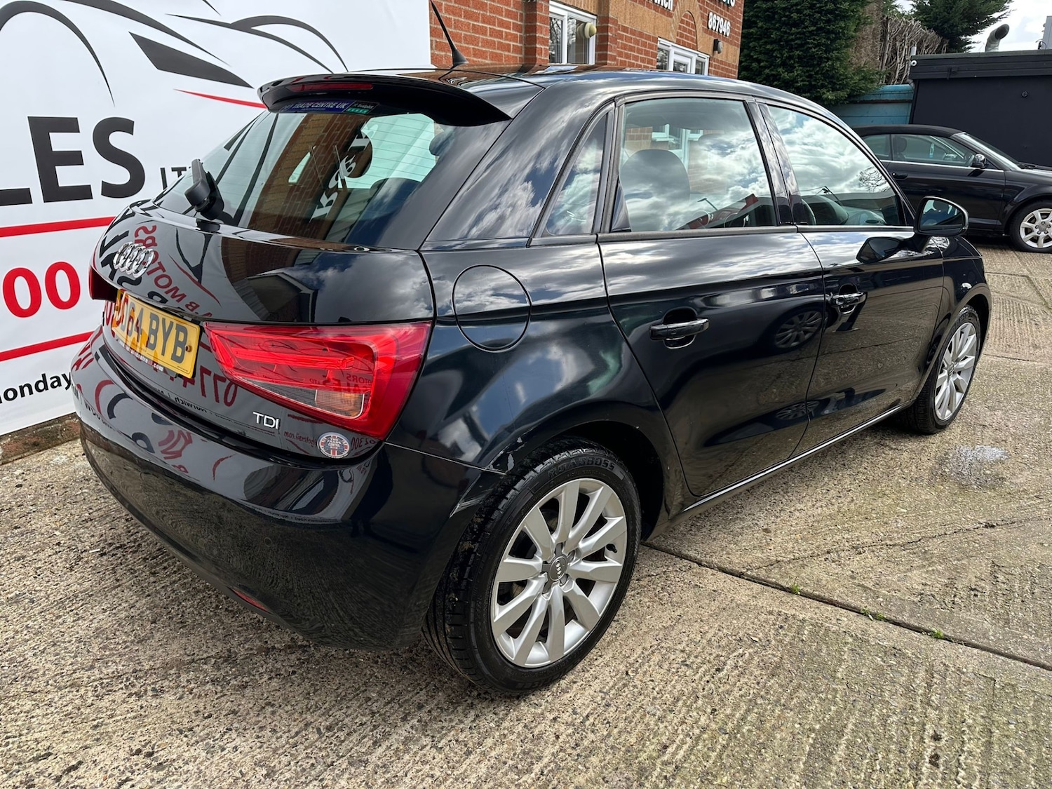 Used Audi A1 2014 for sale - 78055713: Photo 6