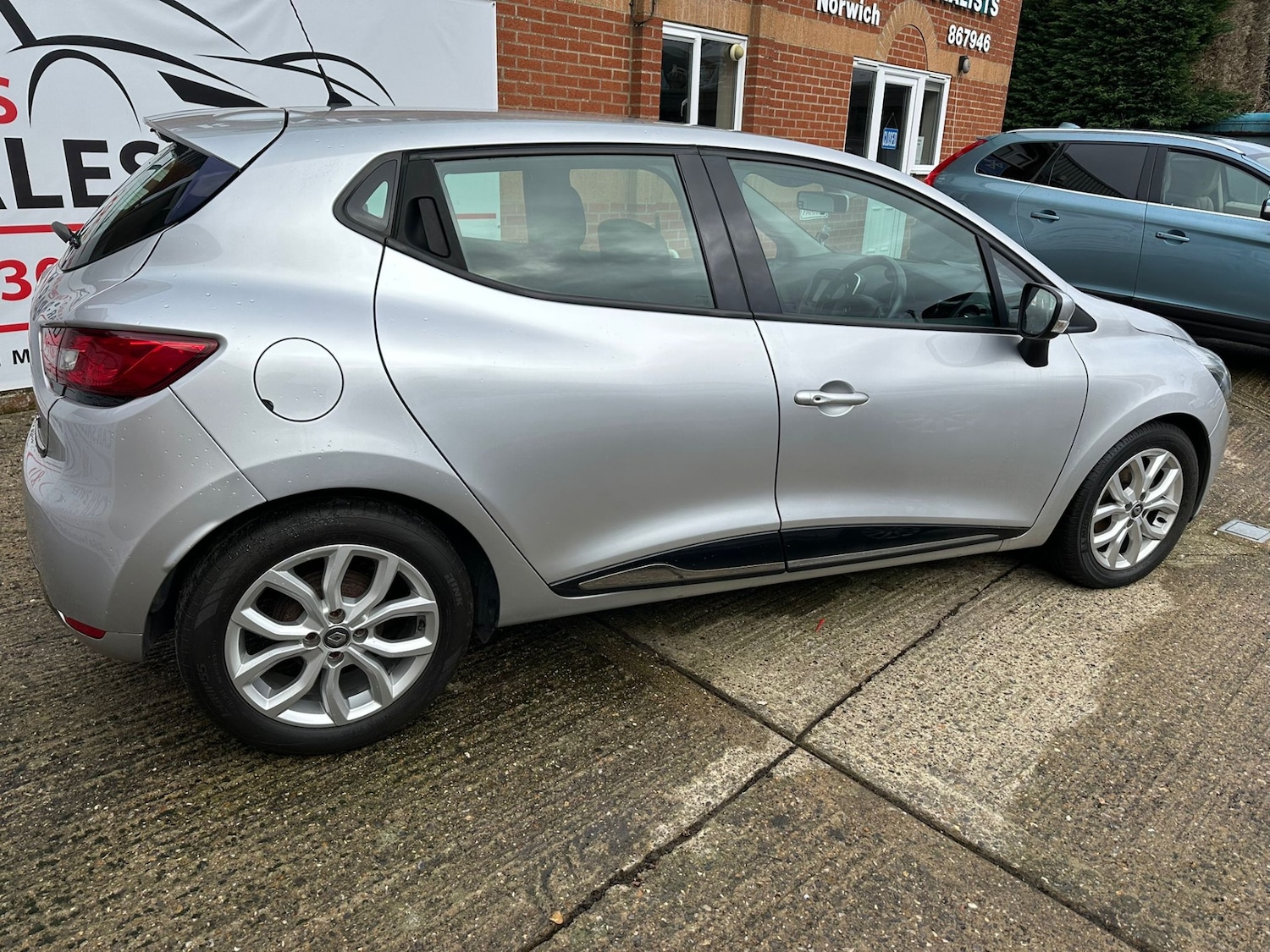 Used Renault Clio 2017 for sale - 77702663: Photo 6