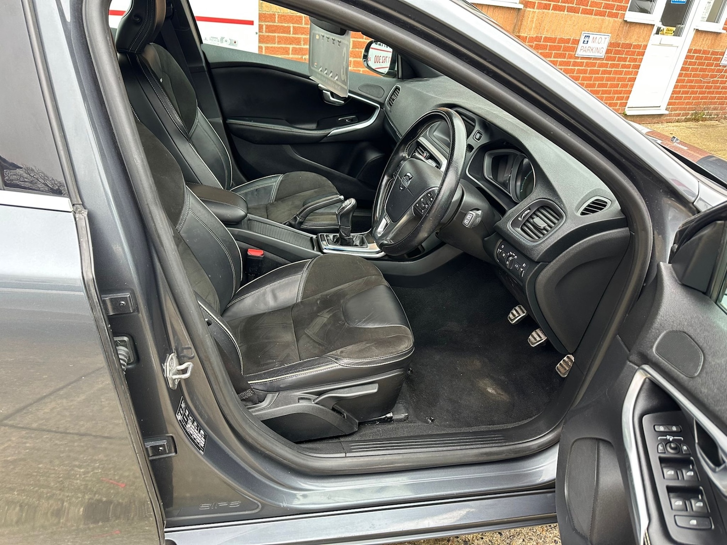 Used Volvo V40 2013 for sale - 77790705: Photo 14