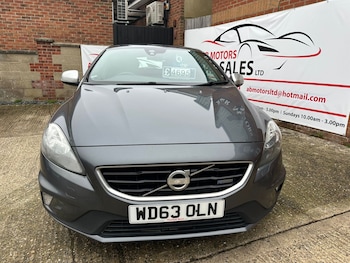 Used Volvo V40 2013 for sale - 77790705: Photo