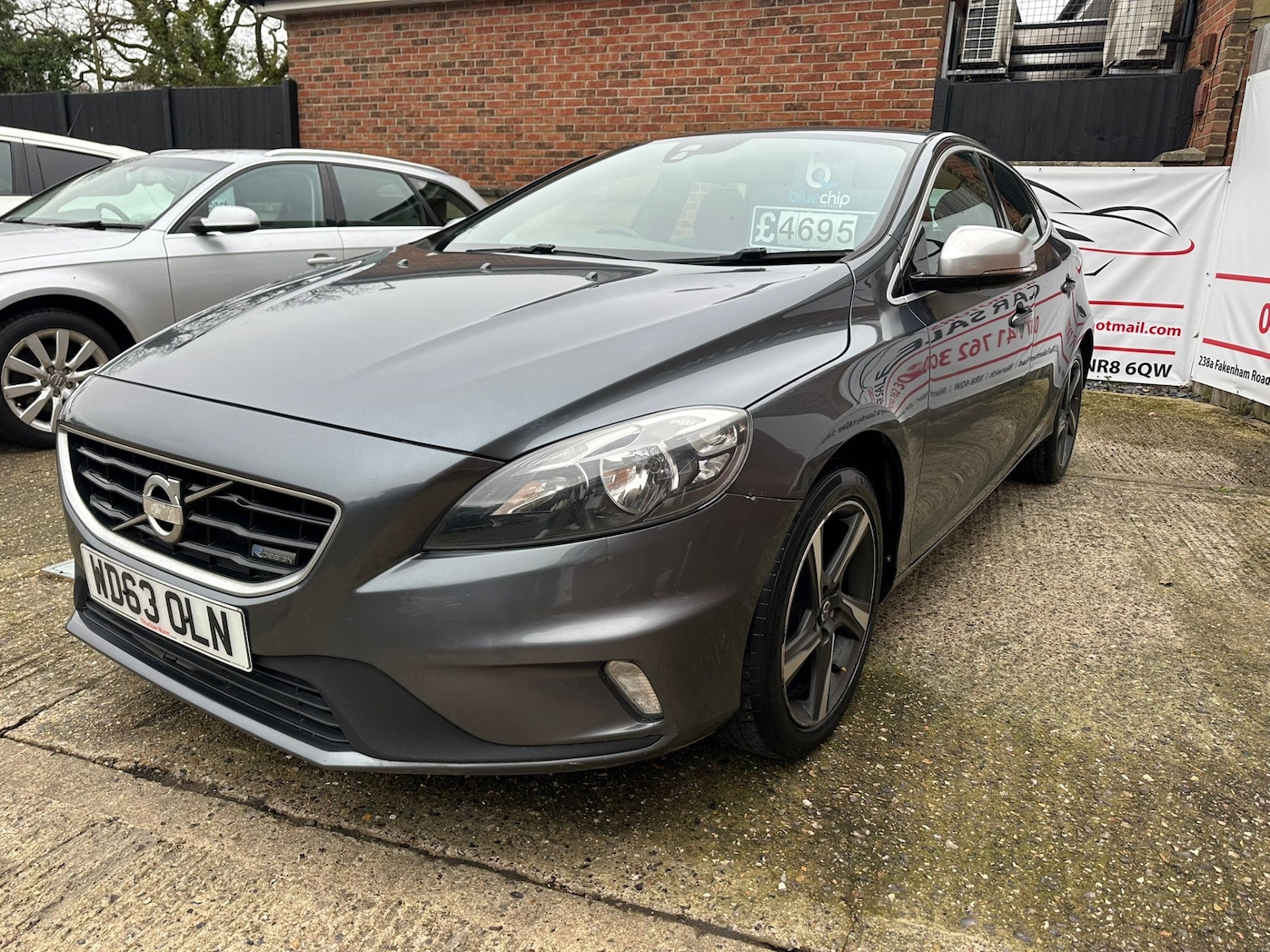 Used Volvo V40 2013 for sale - 77790705: Photo 3