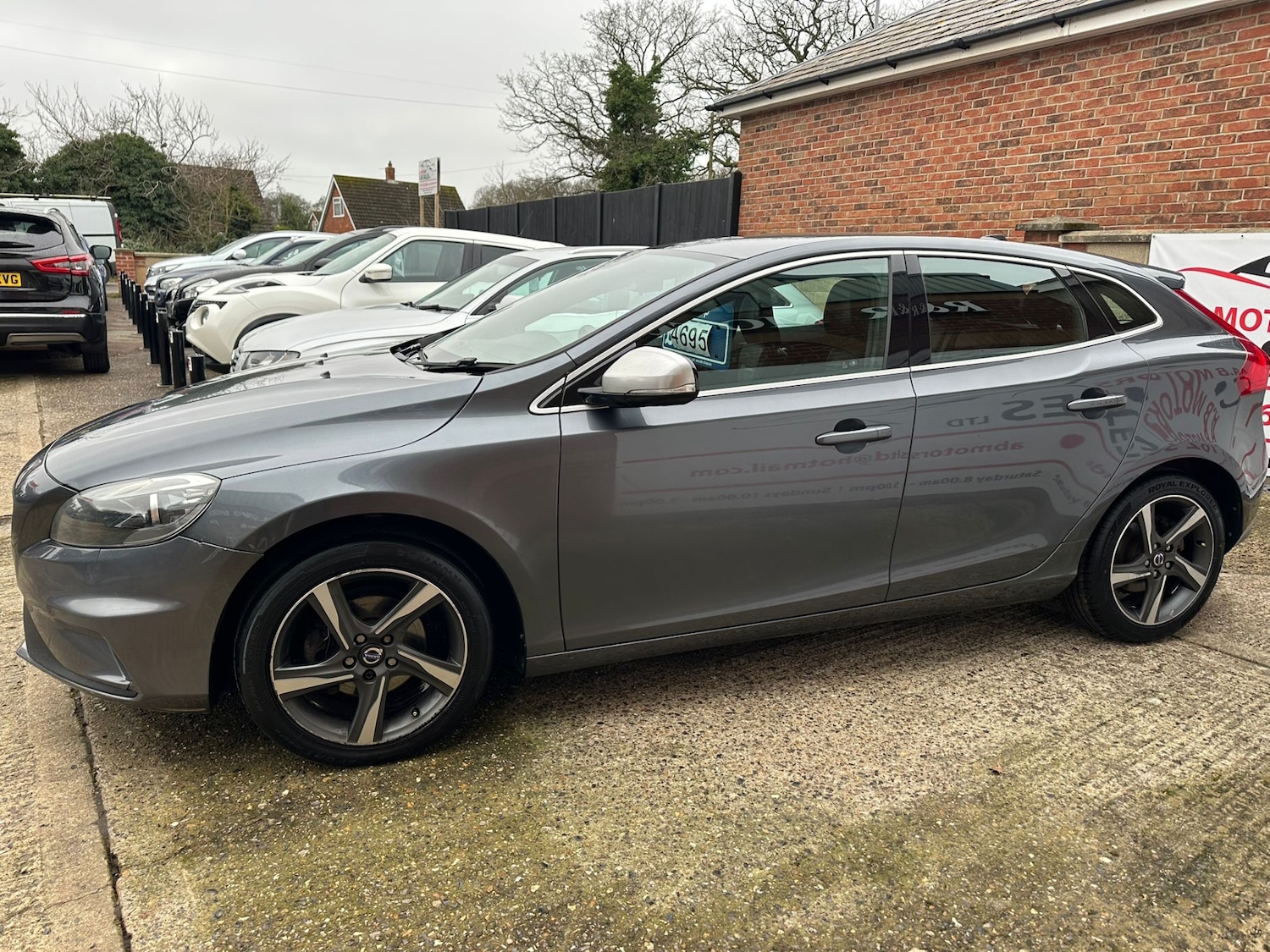 Used Volvo V40 2013 for sale - 77790705: Photo 4