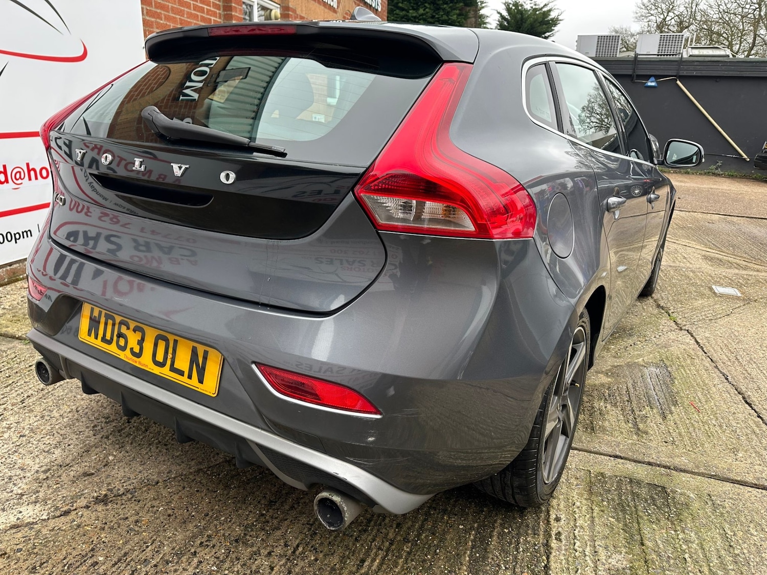 Used Volvo V40 2013 for sale - 77790705: Photo 8