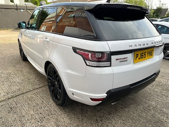 Used Land Rover Range Rover Sport 2015 for sale - 78499640: Photo